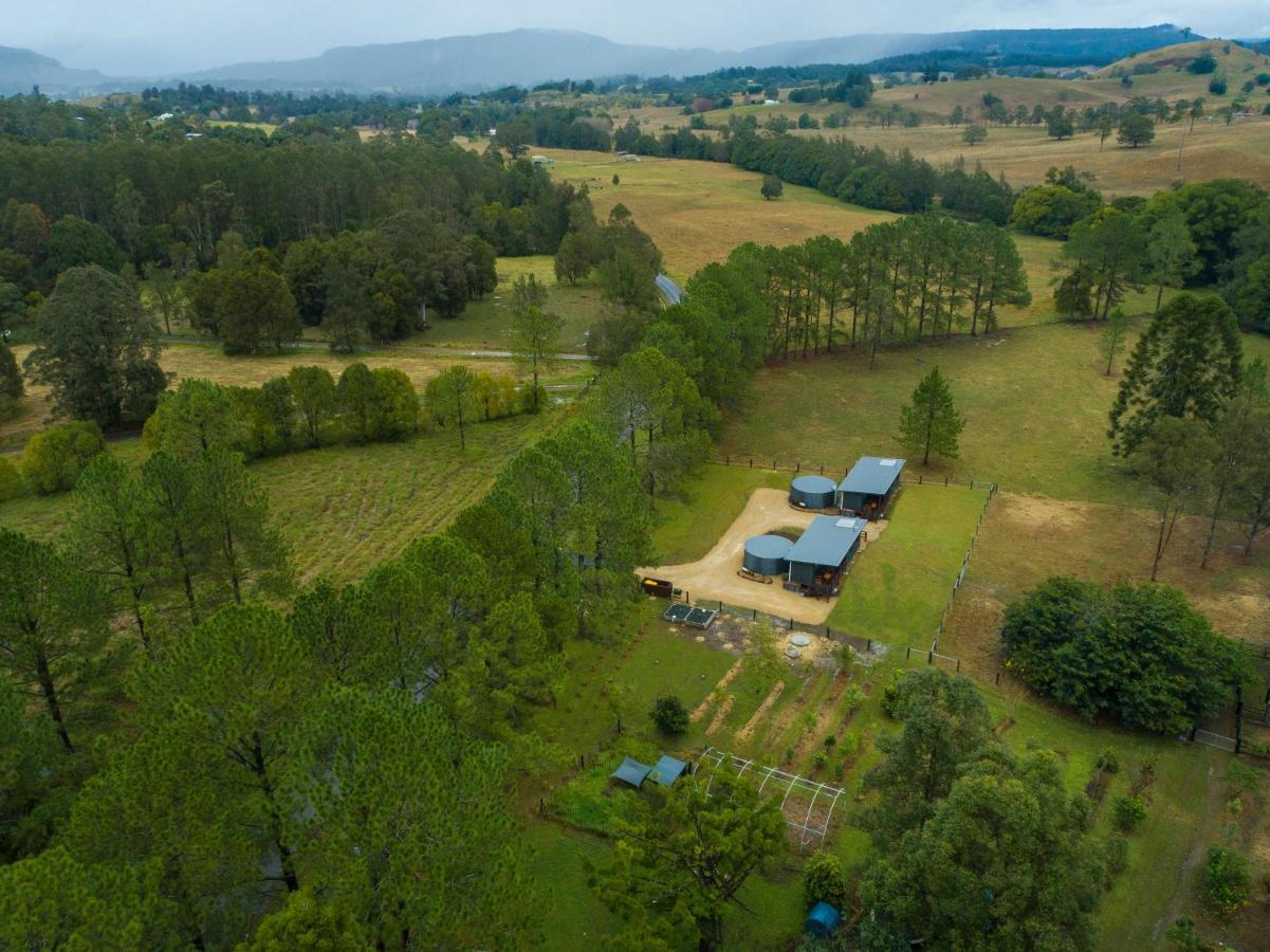 Contained In Nimbin Accommodation Esterno foto